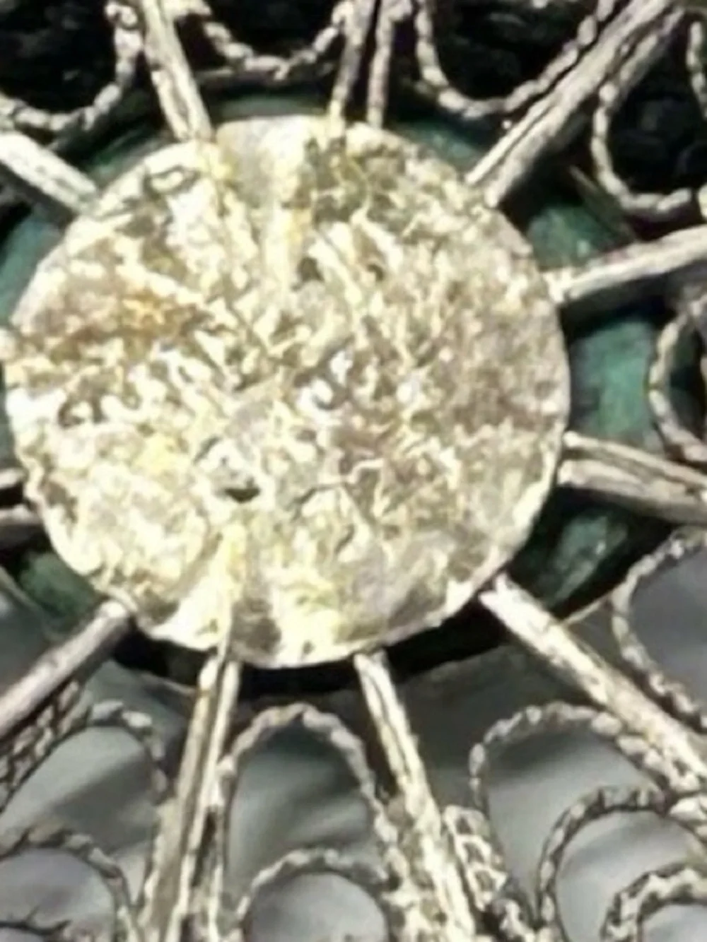 VTG Israel 925. Silver Filigree Flower Brooch with Turquoise Stones - Green/Blue